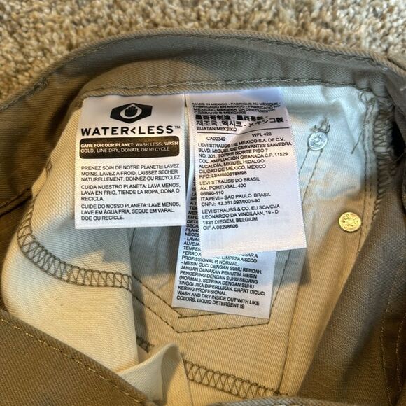 NWT Levi's® 559™ Relaxed Straight Fit Men’s Jeans | 30x32 | Desert Taupe - Picture 8 of 12